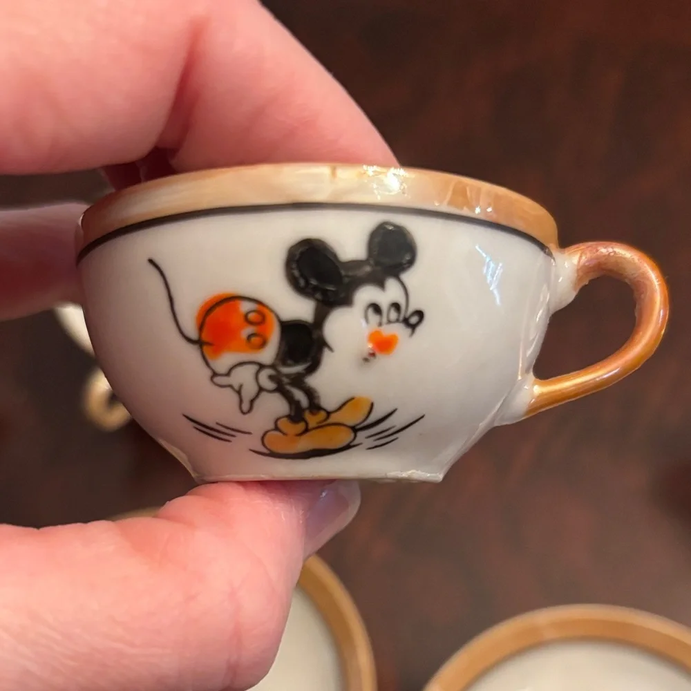 Vintage Antique 30’s or 40’s Disney Mickey & Minne Mouse Lusterware Set 6 Pieces